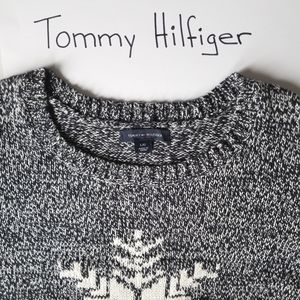 Tommy Hilfiger Sweater, size Large and in a Navy/White color.